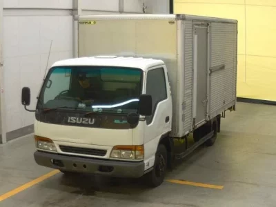 Isuzu ELF