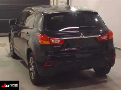 Mitsubishi RVR