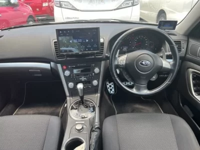 Subaru LEGACY B4