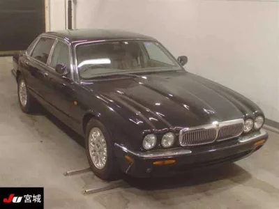 Jaguar XJ SERIES