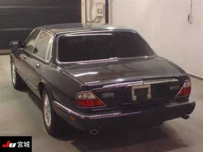 Jaguar XJ SERIES