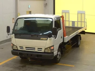 Isuzu ELF