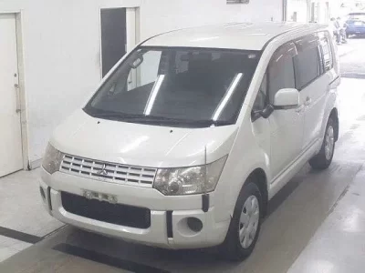 Mitsubishi DELICA D5