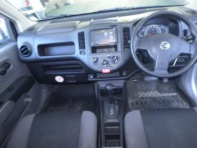 Nissan AD