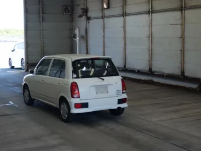 Daihatsu MIRA