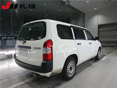 Toyota SUCCEED