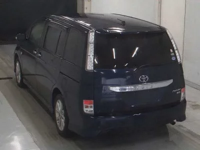 Toyota ISIS