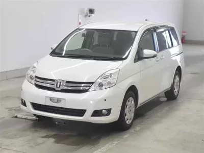 Toyota ISIS