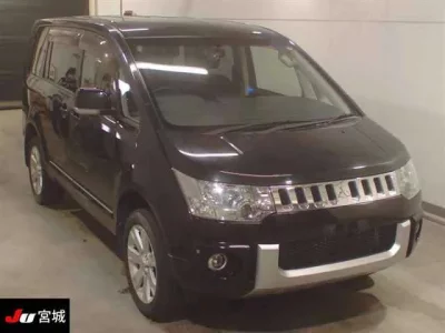 Mitsubishi DELICA D5