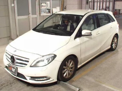 Mercedes-Benz B CLASS