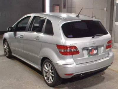 Mercedes-Benz B CLASS