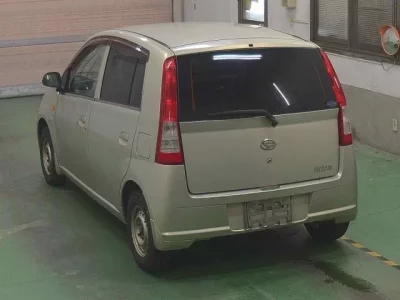 Daihatsu MIRA