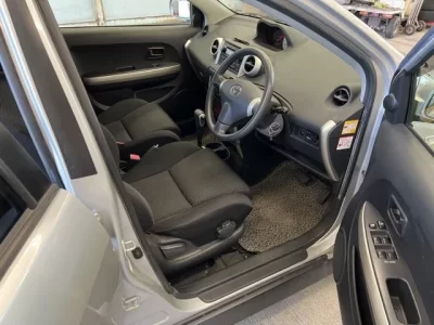 Toyota IST