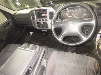 Nissan CARAVAN VAN