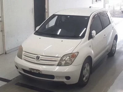 Toyota IST