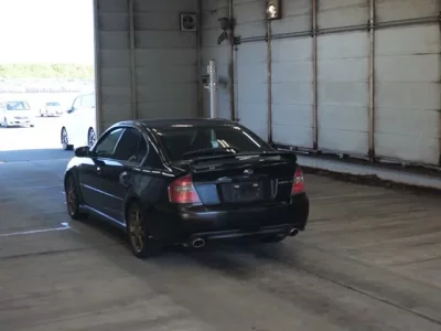 Subaru LEGACY B4