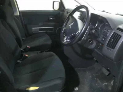 Mitsubishi DELICA D5