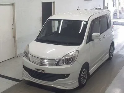 Mitsubishi DELICA D2