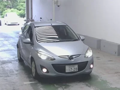Mazda DEMIO
