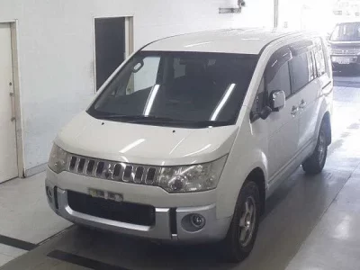Mitsubishi DELICA D5