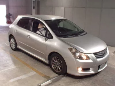 Toyota BLADE