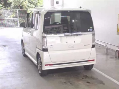 Honda N BOX