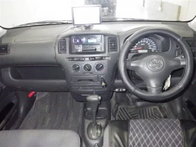 Toyota SUCCEED