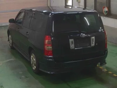 Toyota SUCCEED