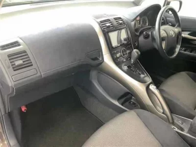 Toyota BLADE