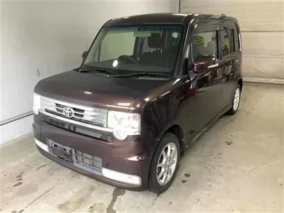 Toyota PIXIS SPACE