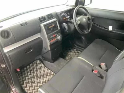 Toyota PIXIS SPACE