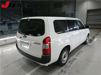 Toyota SUCCEED
