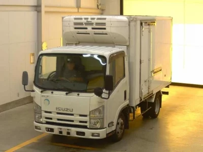 Isuzu ELF