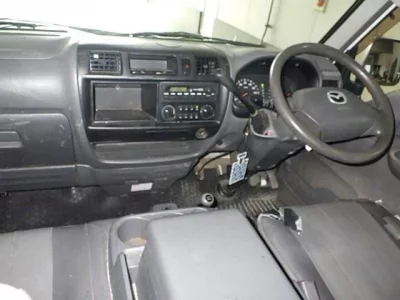 Mazda BONGO VAN