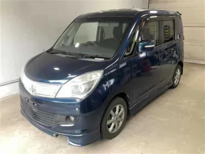 Mitsubishi DELICA D2