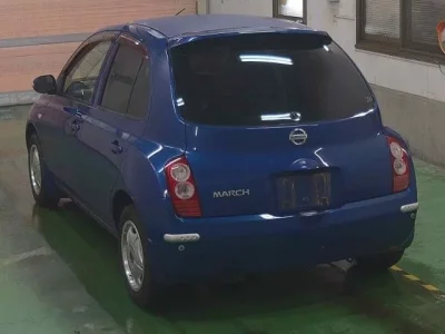 Nissan MARCH