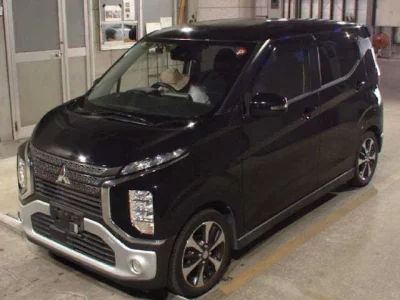 Mitsubishi EK X
