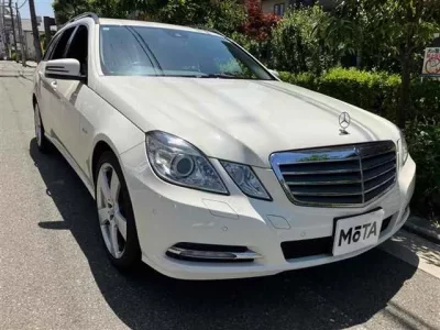 Mercedes-Benz E CLASS WAGON