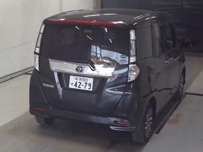 Toyota TANK
