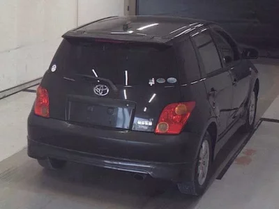 Toyota IST