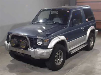 Mitsubishi PAJERO