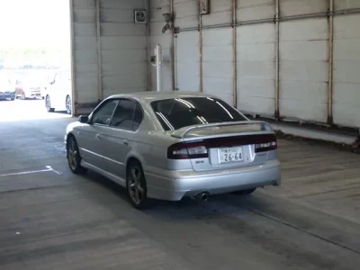 Subaru LEGACY B4