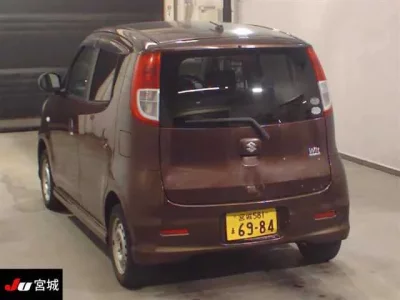 Suzuki MRWAGON