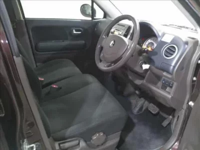 Suzuki MRWAGON