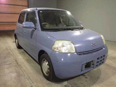 Daihatsu Esse