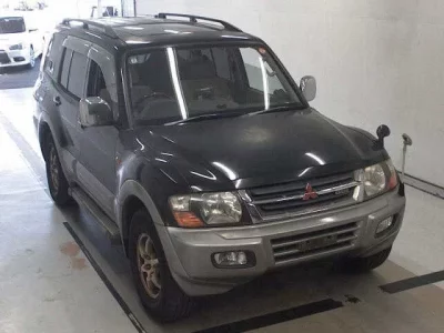 Mitsubishi PAJERO