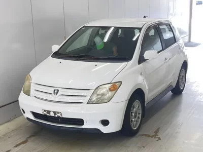 Toyota IST