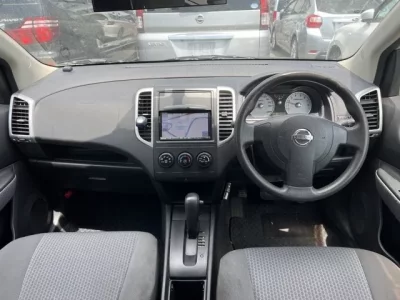 Nissan WINGROAD