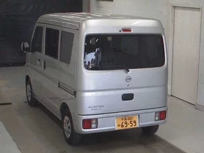Nissan CLIPPER VAN
