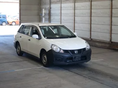 Nissan AD